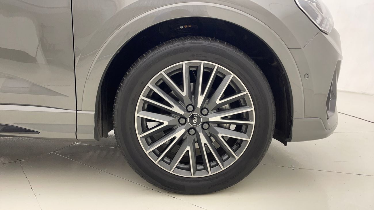 أودي Q3 35 TFSI S LINE 1.4 | بدون دفعة مقدمة | اختبار القيادة في المنزل