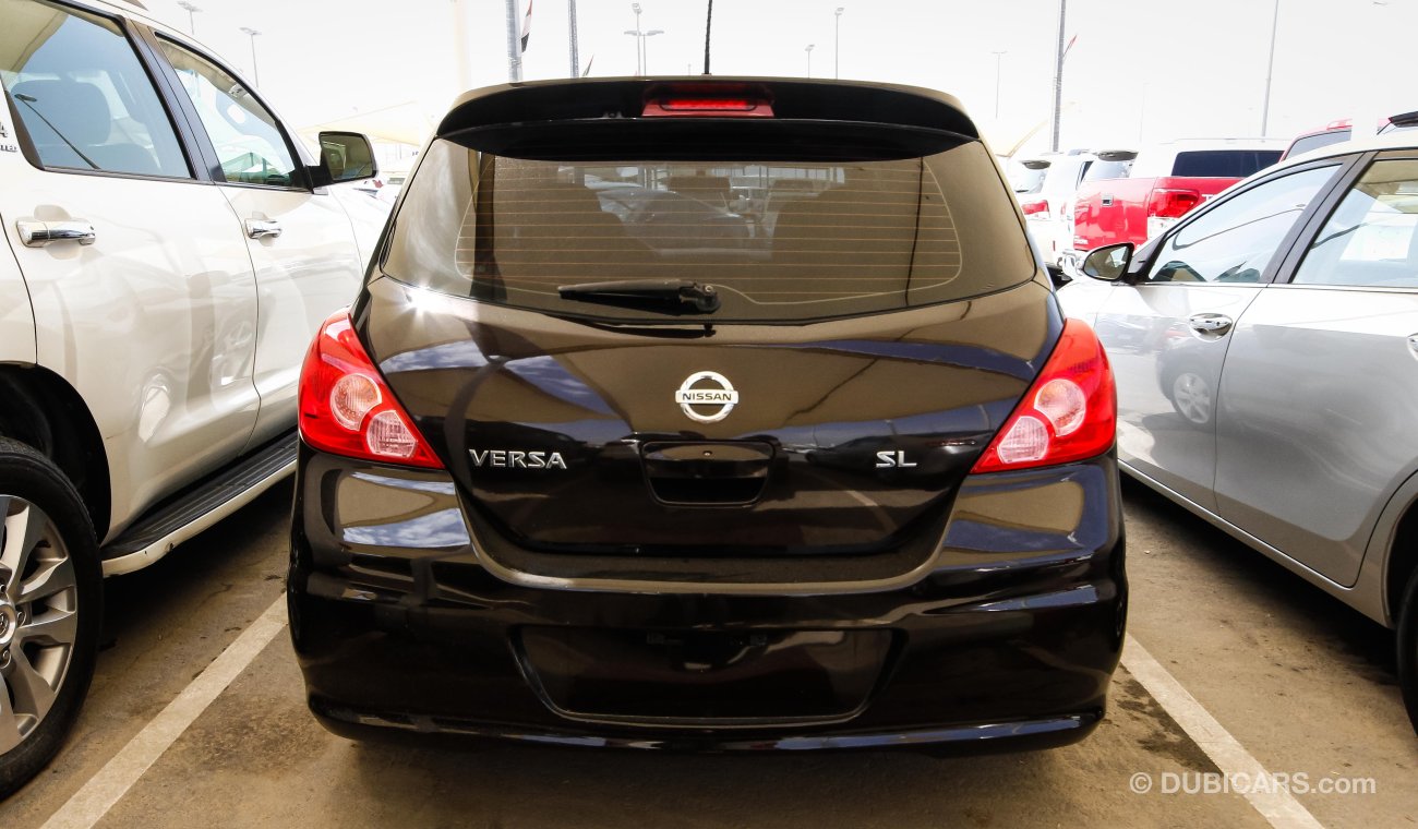 Nissan Versa SL