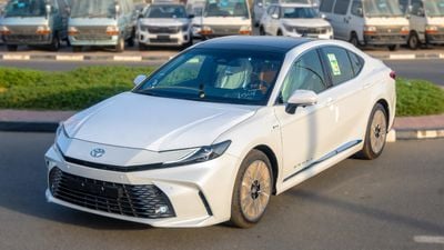 Toyota Camry Camry Lumiere Hybrid GCC JAPAN
