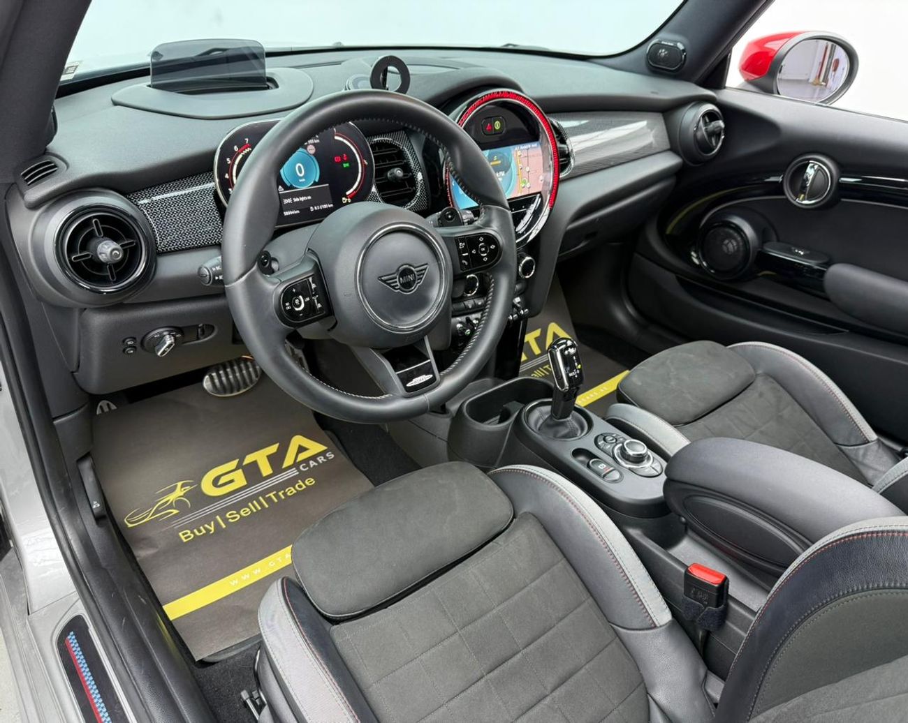 Mini Cooper S 2023 MINI Cooper S (JCW Kit) ,AGMC Warranty+Service Contract+Full Service History, GCC