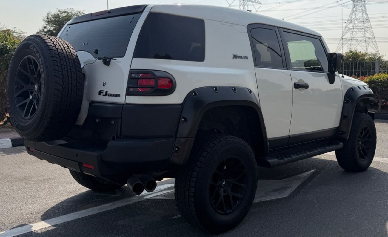 Toyota FJ Cruiser