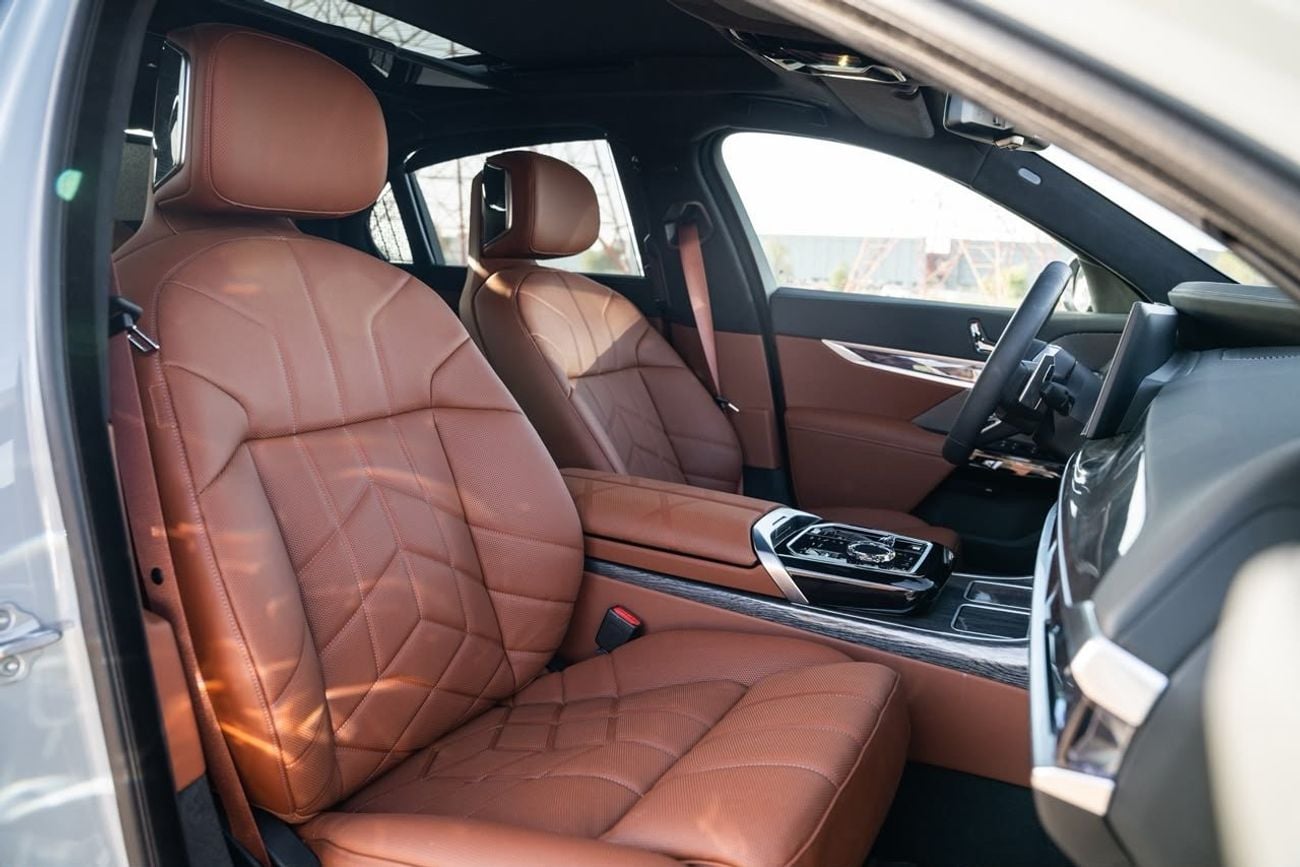 BMW 735i M SPORT INDIVIDUAL