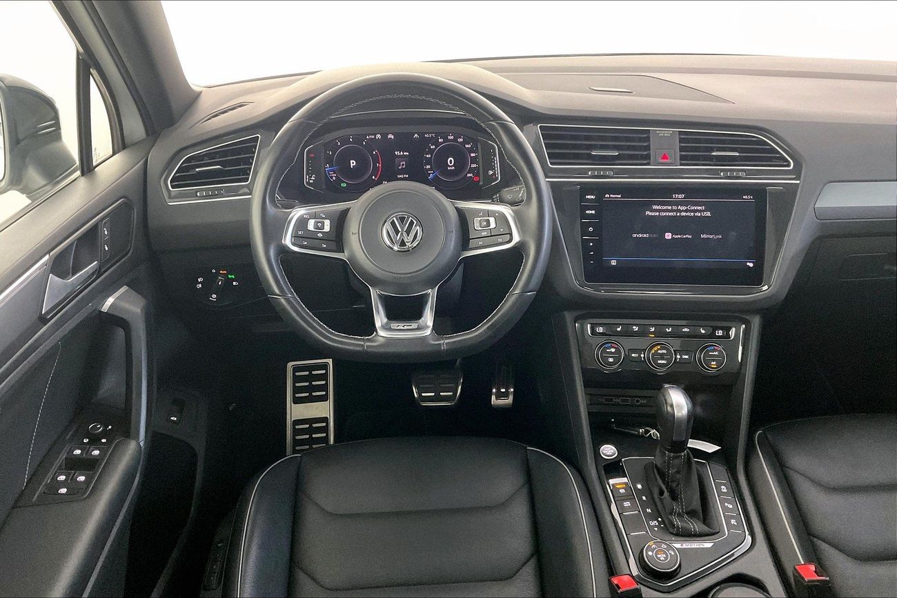 فولكس واجن تيجوان R-Line | شامل الضمان | 0 ﺪﻔﻋﺓ ﺃﻮﻟﻯ