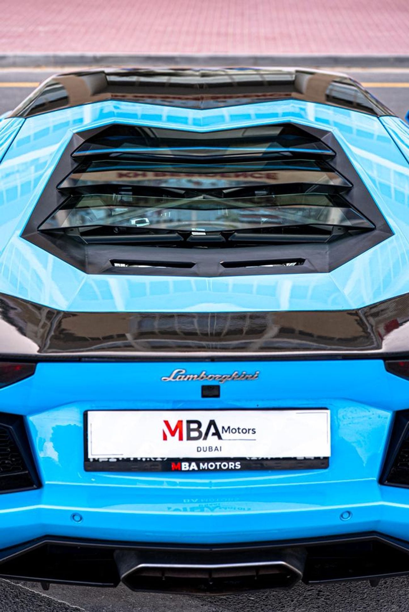 Lamborghini Aventador 6.5L V12 GCC Full service history