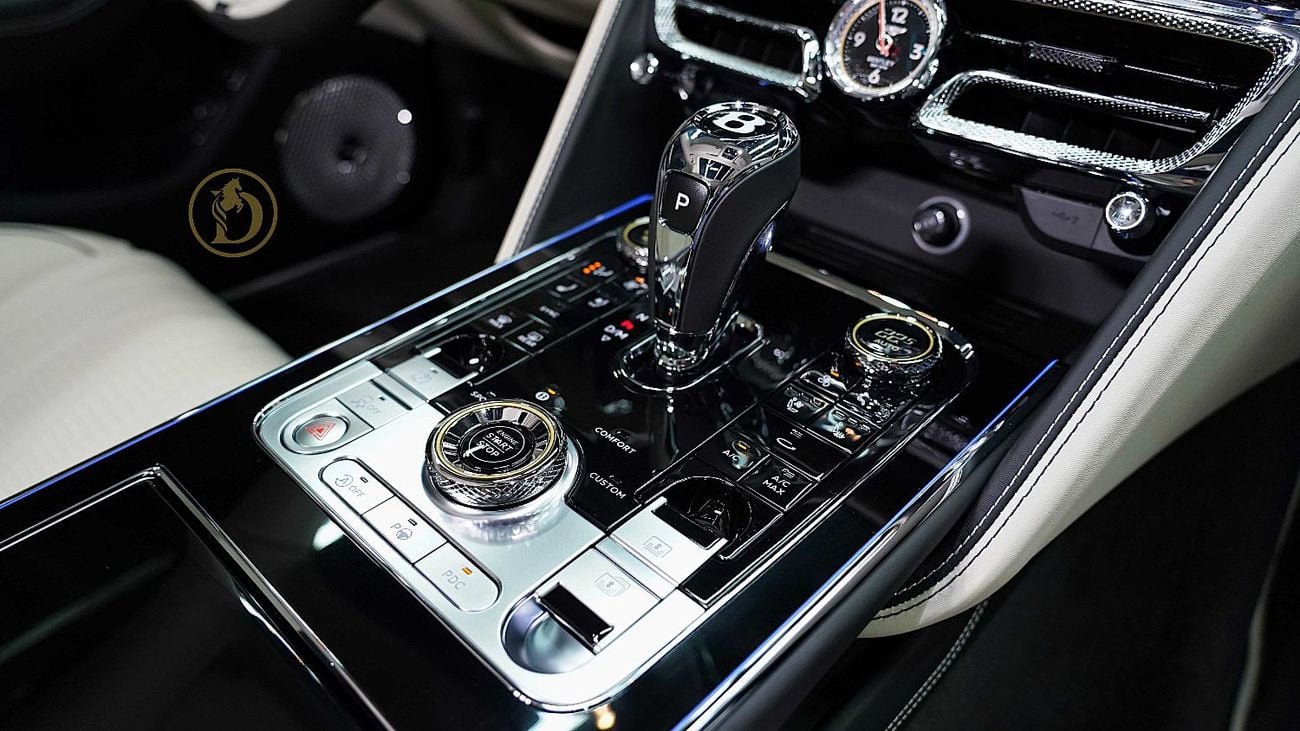 Bentley Flying Spur | FULLY LOADED | NEW | LIMITED OFFER |