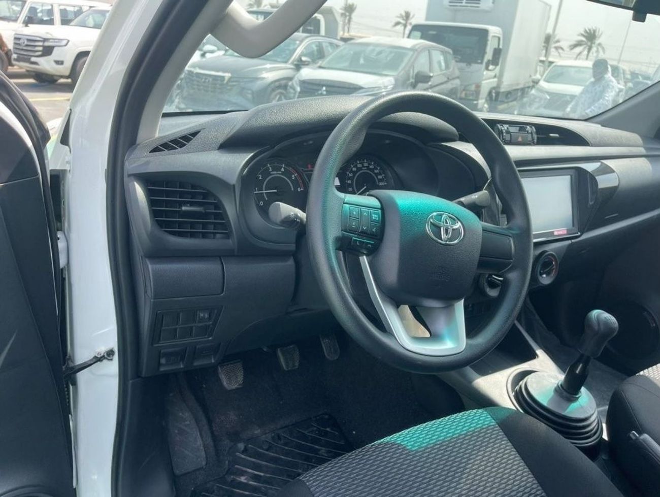 Toyota Hilux New 2023 Toyota Hilux 2.7L Petrol Manual 4x4 Zero KM