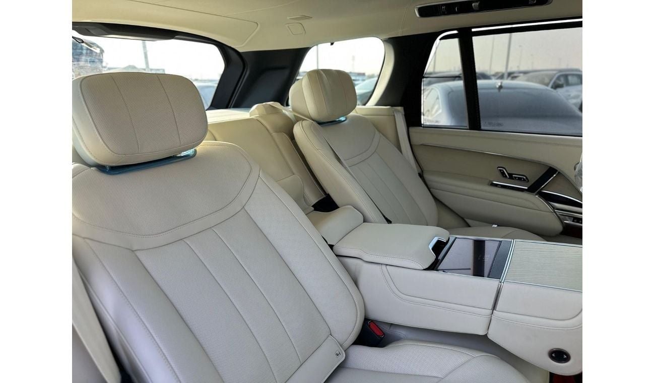 Land Rover Range Rover Autobiography P530 4.4L 4.4L Brand New SWB Autobiography P530 European spec