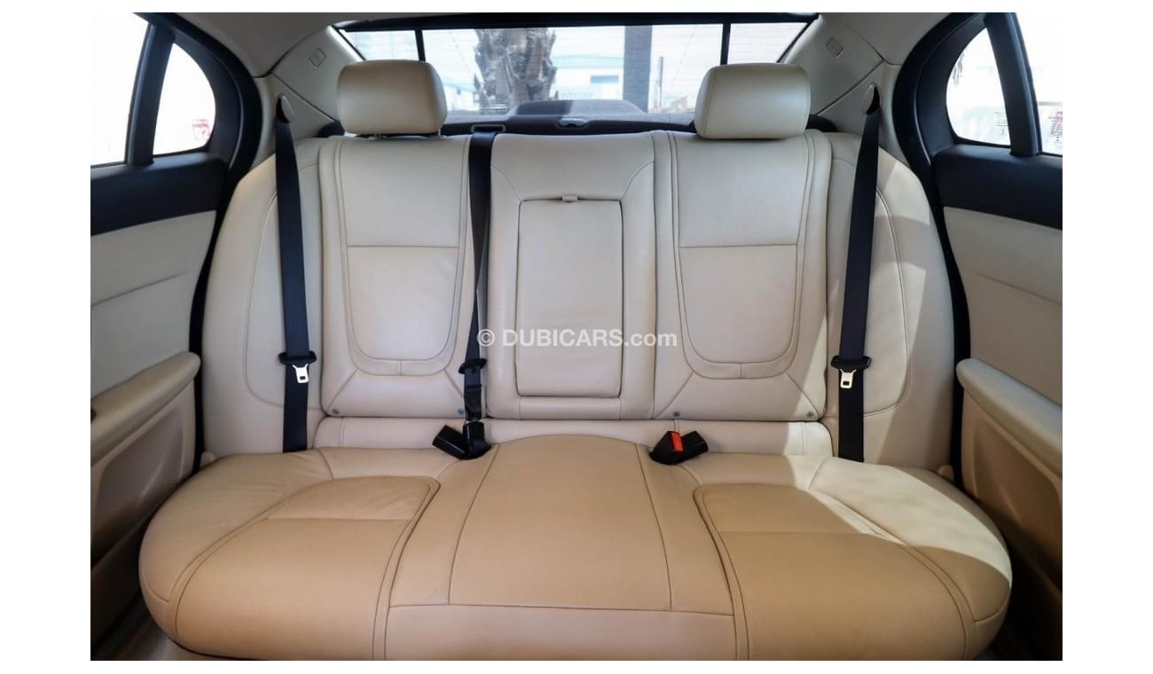 Jaguar XF Luxury X250