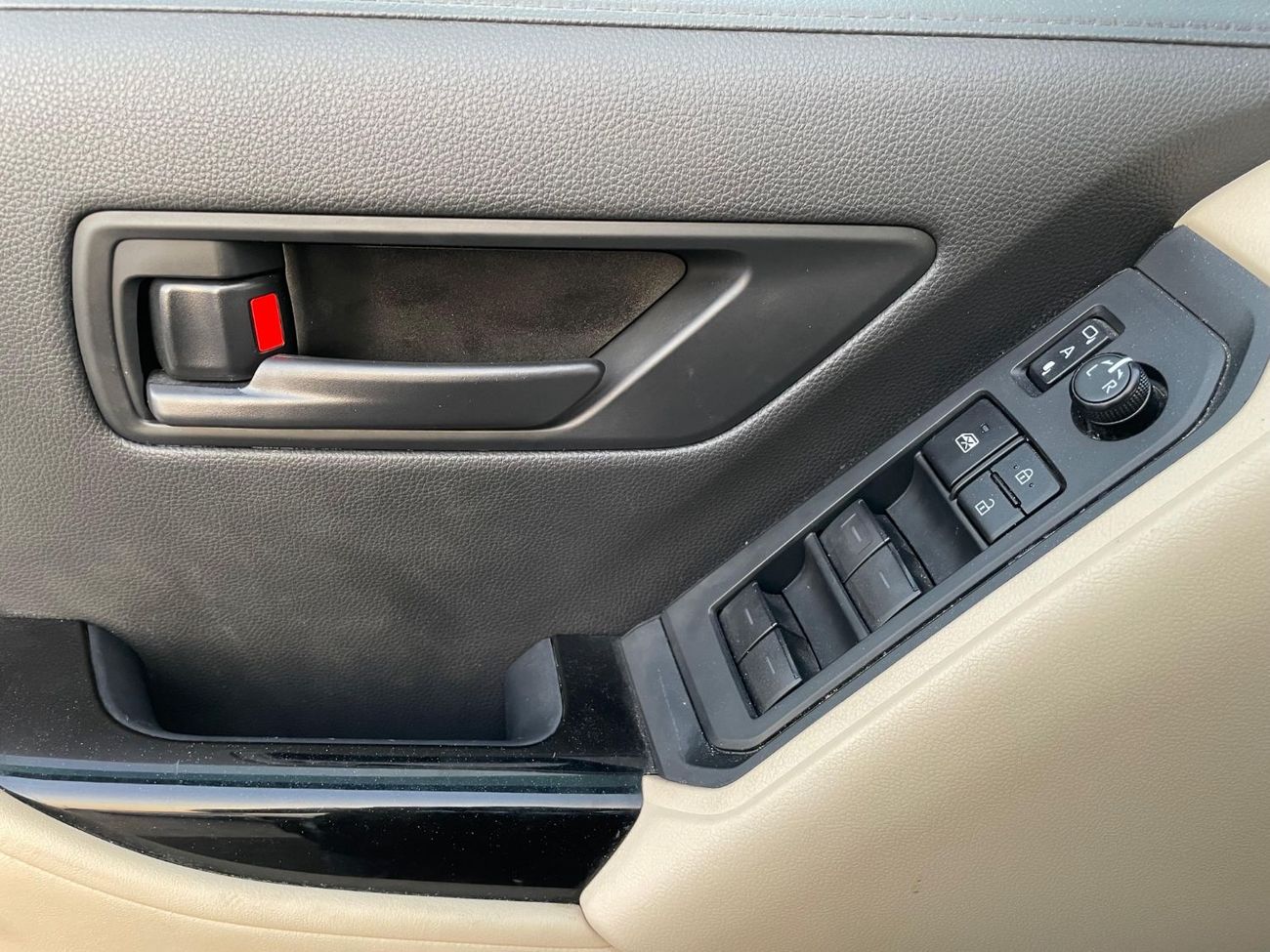 Toyota Land Cruiser GXR 3.5L