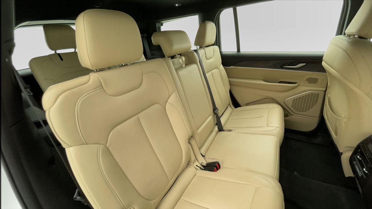 جيب جراند شيروكي LIMITED 3.6 | بدون دفعة مقدمة | اختبار القيادة في المنزل