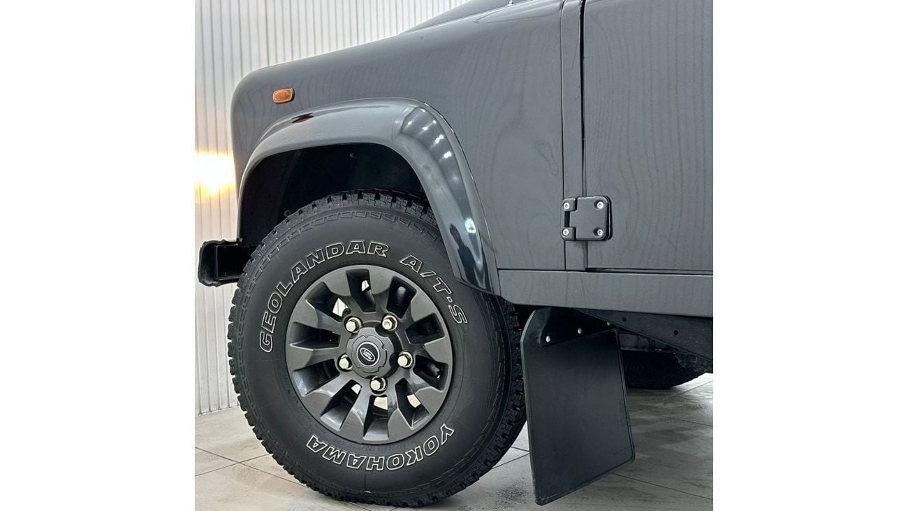 Land Rover Defender 2013 Land Rover Defender 110SX LXV Manual Transmission, Full Service History, GCC