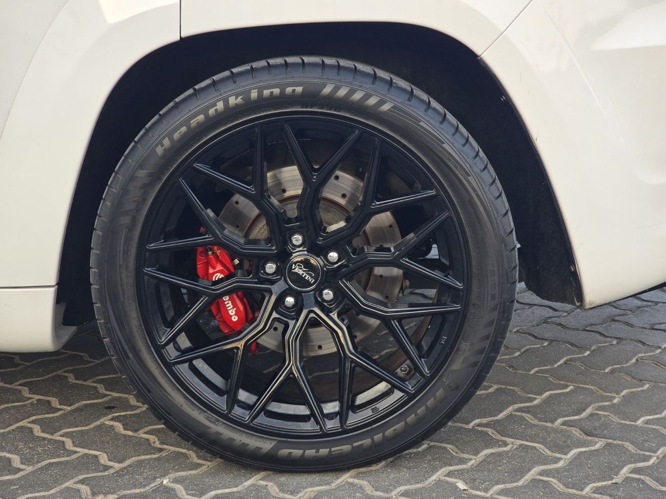 Jeep Grand Cherokee SRT8 6.4L JEEP GRAND CHEROKEE SRT V8 2015 GCC ORGINAL PAINT // ACCIDENT FREE // PERFECT CONDITION