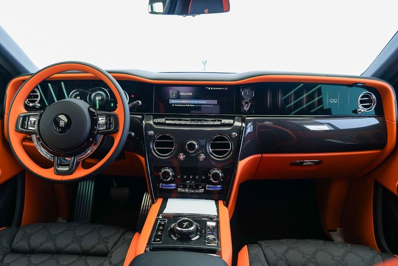 Rolls-Royce Cullinan BLACK BADGE