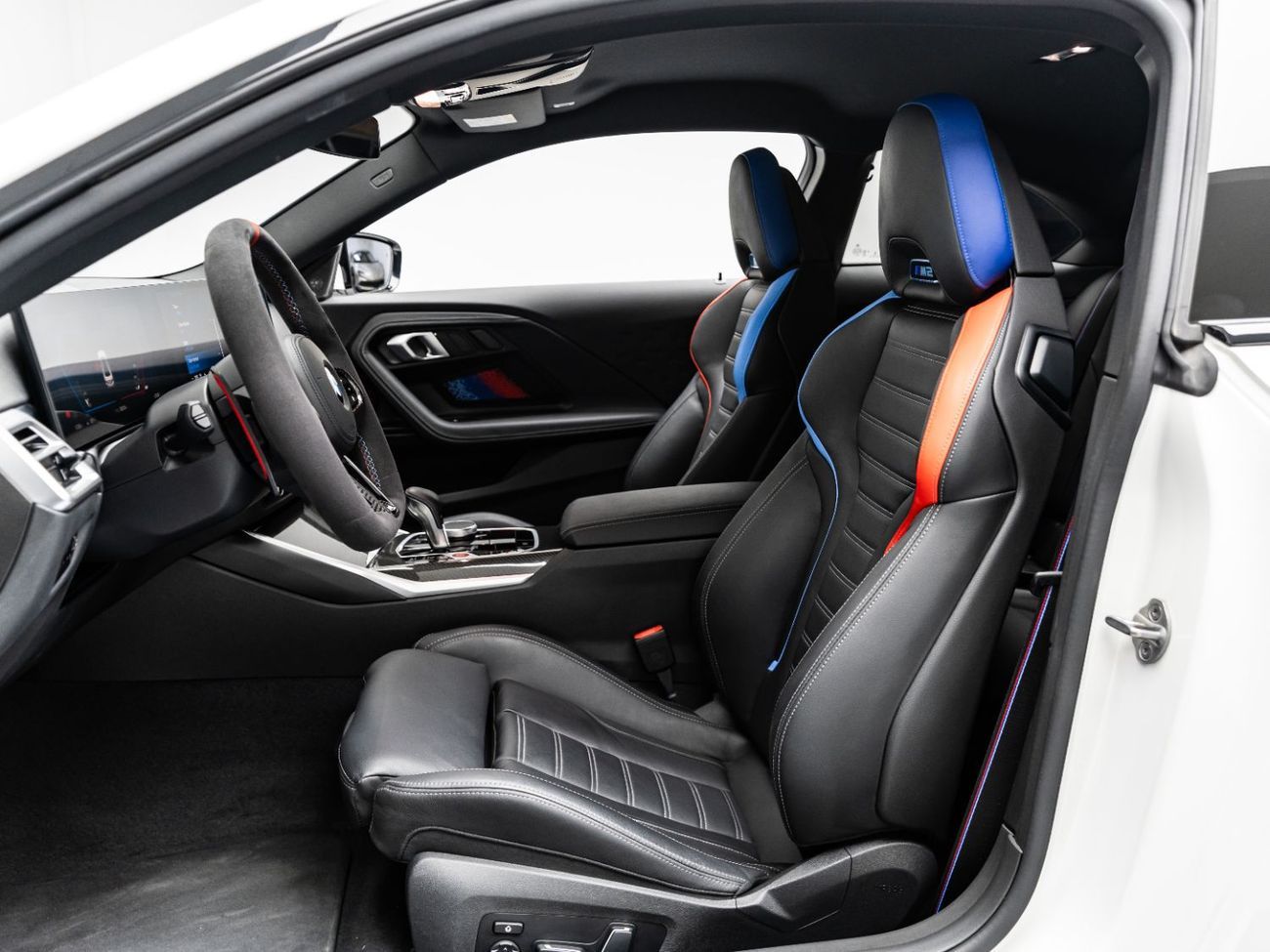 بي أم دبليو M2 2025 BMW M2, June 2030 BMW Warranty + Service Contract, Low KMs, GCC