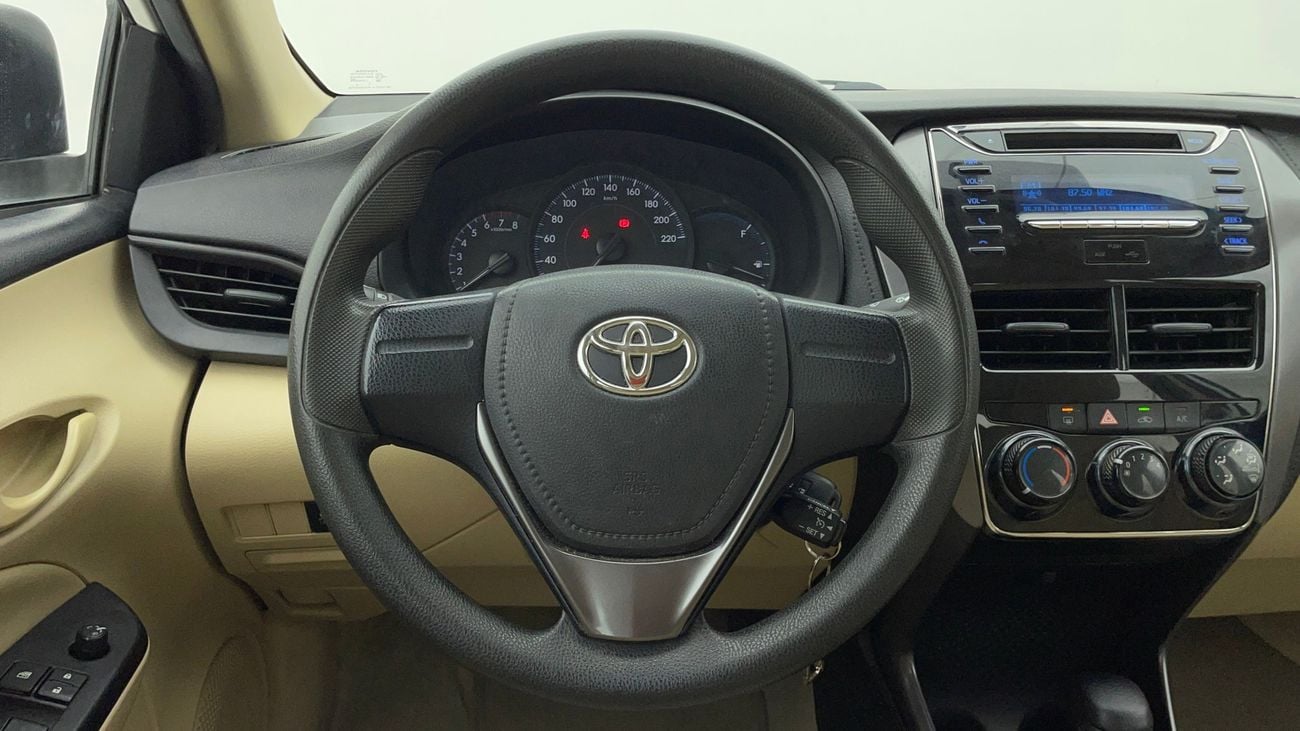 تويوتا يارس SE 1.5 | بدون دفعة مقدمة | اختبار القيادة في المنزل