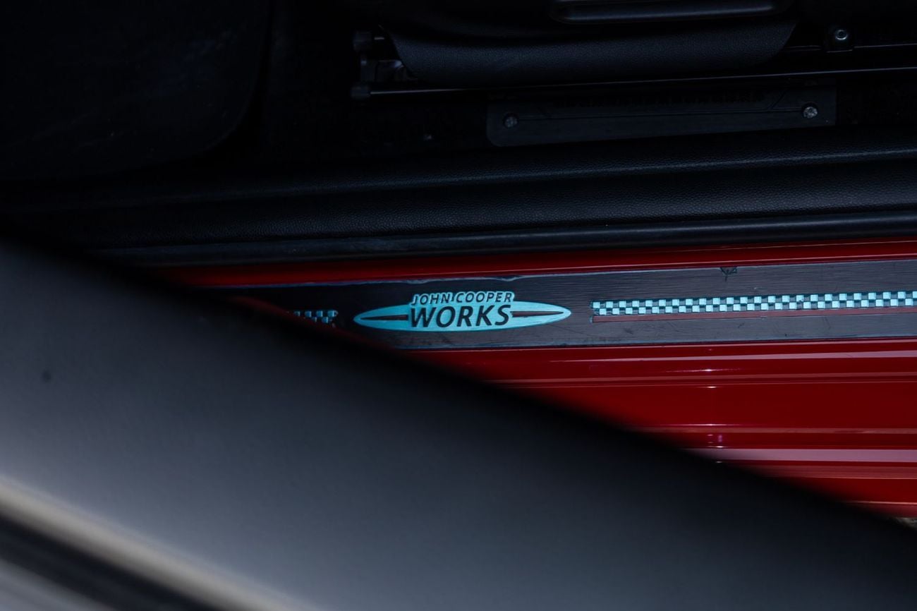 Mini Cooper John Cooper Works 2.0L (231 HP)