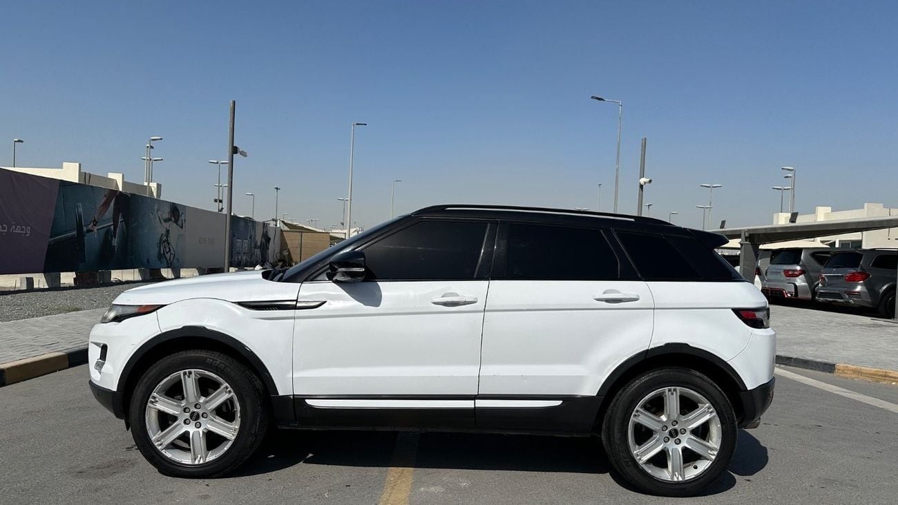 Land Rover Range Rover Evoque Pure LE 2.0L (5 Door) PURE PREMIUM 2.0L (5 Door)
