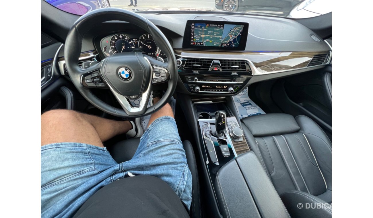 بي أم دبليو 530i لاكجري