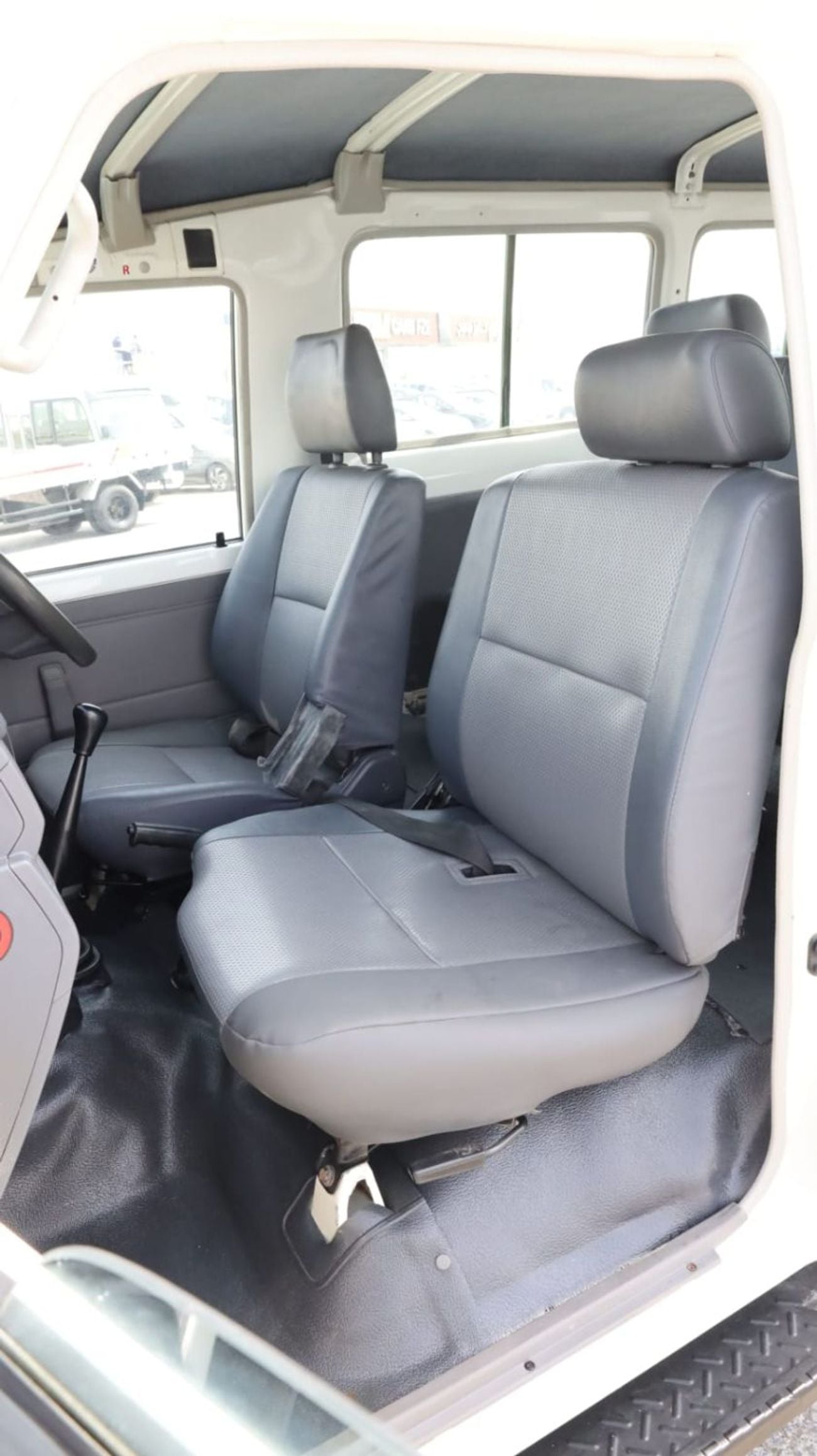 تويوتا لاند كروزر Toyota Landcruiser LC78.  2018 RHD diesel engine