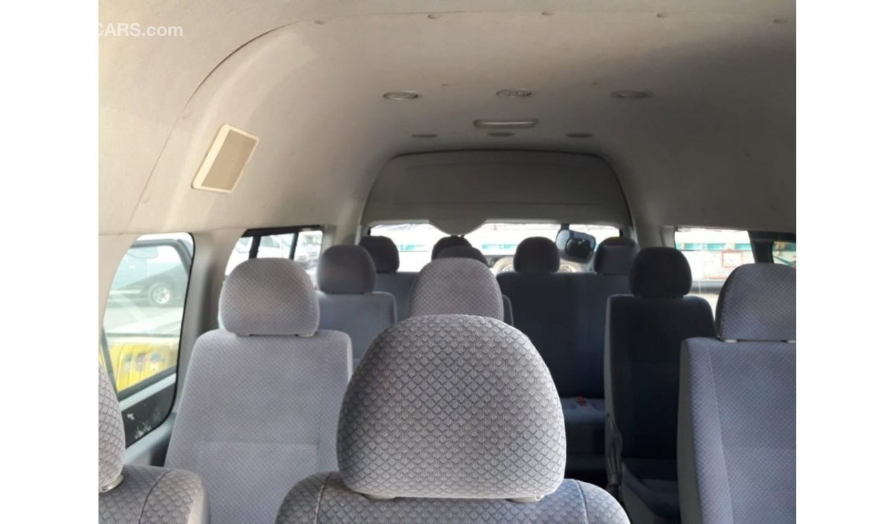Toyota Hiace Hiace Commuter Van RIGHT HAND DRIVE  (PM216)
