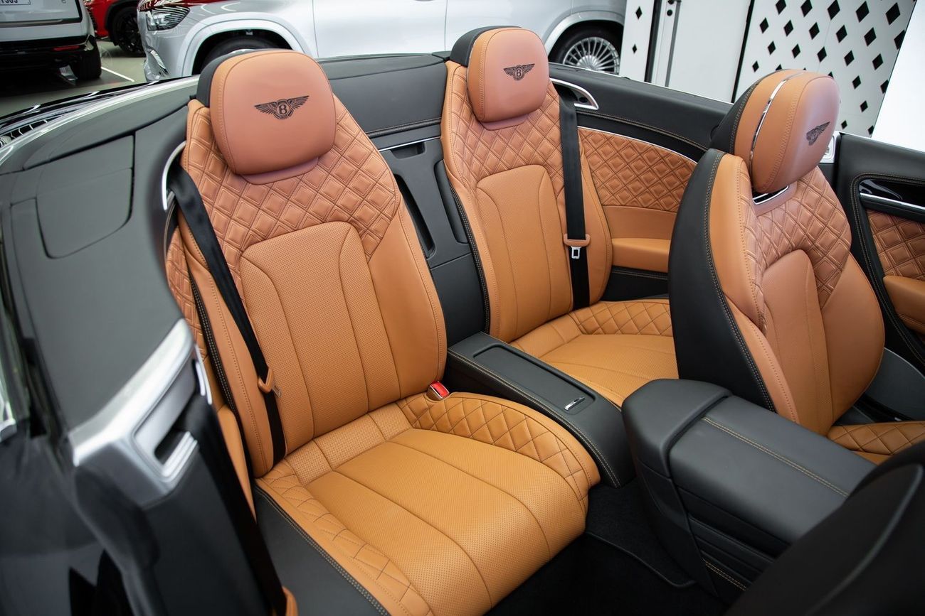 Bentley Continental GTC Bentley GTC W12 Black Edition