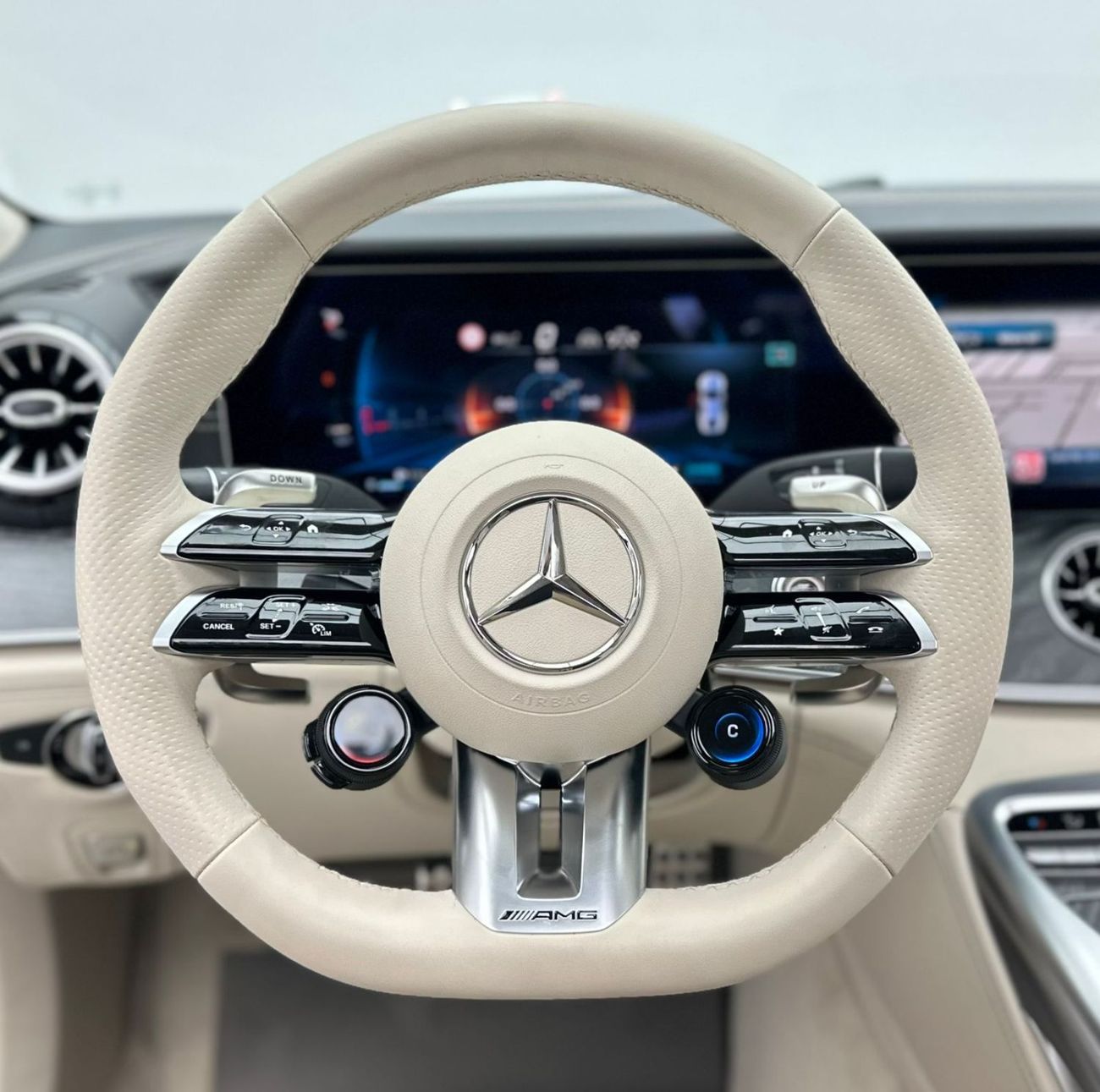 مرسيدس بنز ايه ام جي جي تي 43 2025 Mercedes-AMG GT43 Coupe, 5 Year Mercedes Warranty + Service Contract, GCC