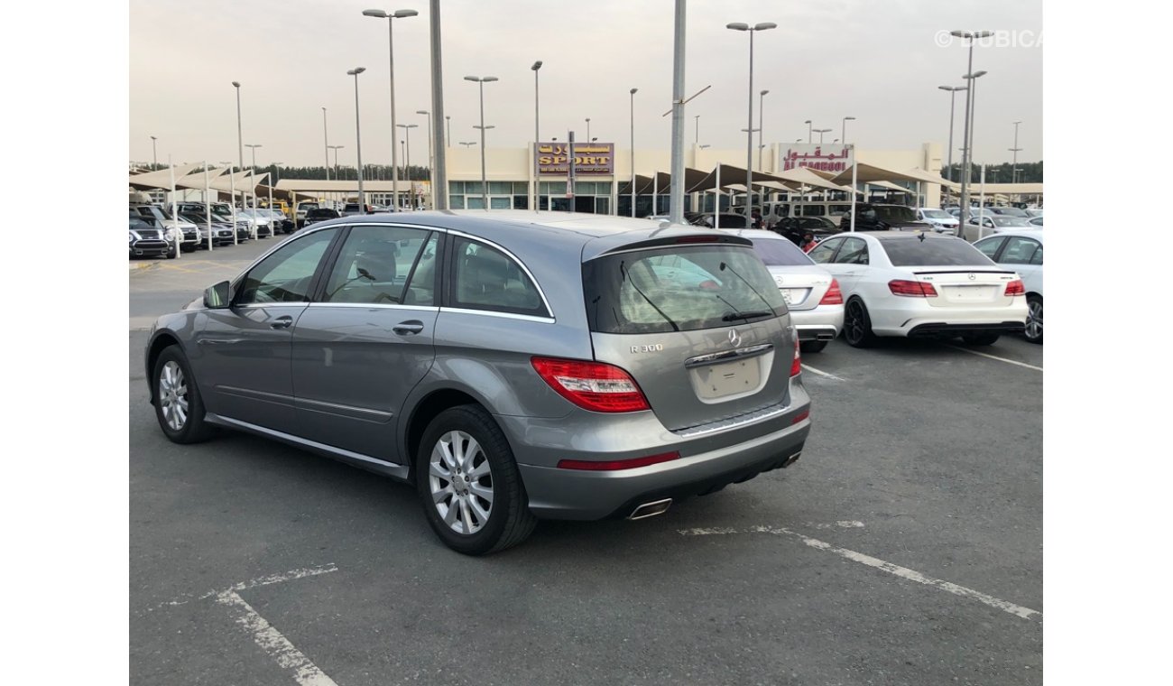 Used Mercedes-Benz R 300 Mercedes benz R300 model 2013 GCC car