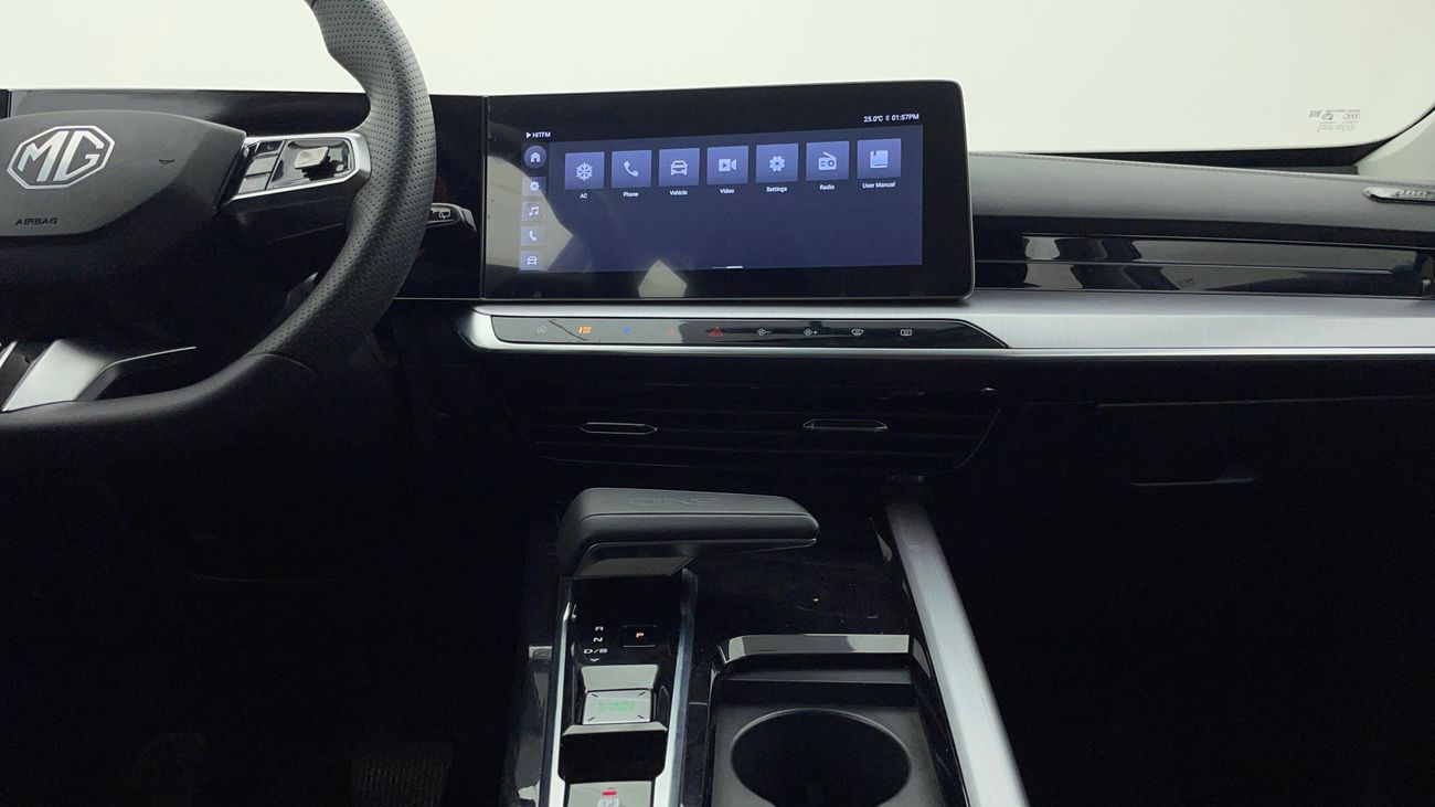 أم جي وان STD 1.5 | بدون دفعة مقدمة | اختبار القيادة في المنزل