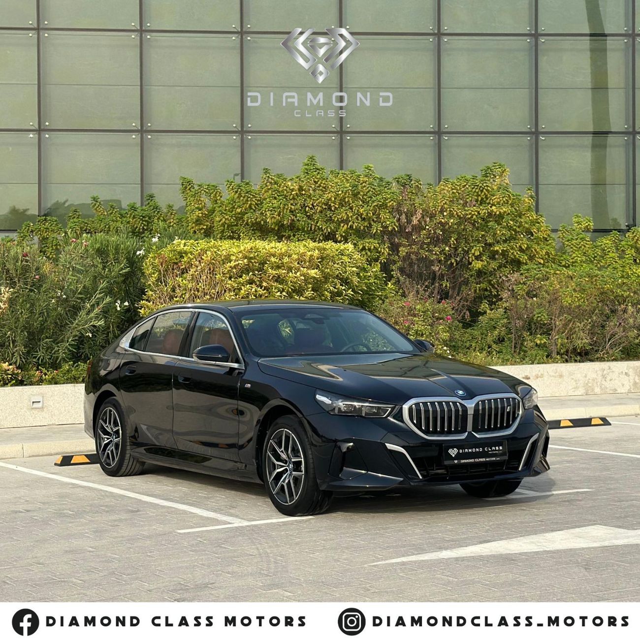 بي أم دبليو i5 BMW i5 eDrive 35L  567km Range M brand new