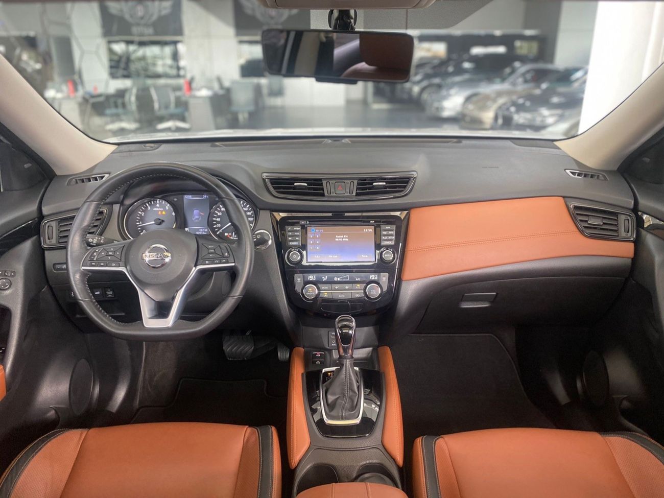 Used Nissan XTrail SL 2018 for sale in Dubai 495120