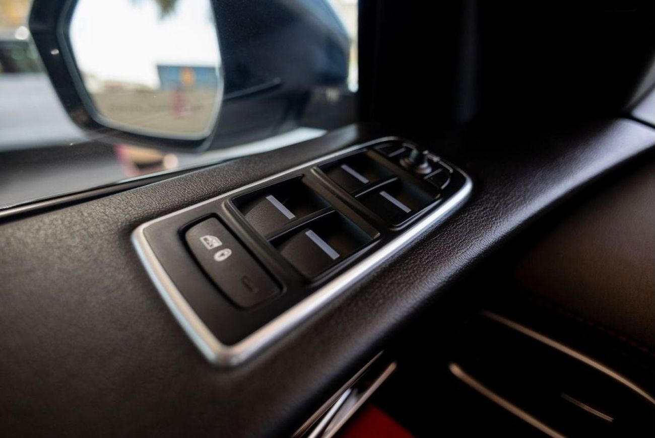 Jaguar F Pace Jaguar F-Pace R-Sport 2018 GCC under Warranty with Flexible Down-Payment.