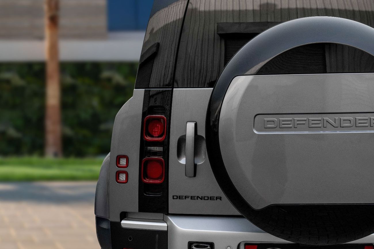 Land Rover Defender 110 S P300 2.0L