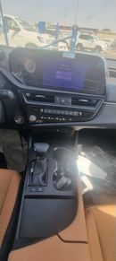 Lexus ES 300 2.5 L  HYBRIED  2024 MODEL GCC