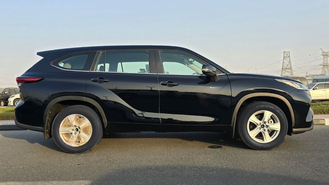 تويوتا هايلاندر 2025 Toyota Highlander LE 2.5L AT Hybrid (Black)