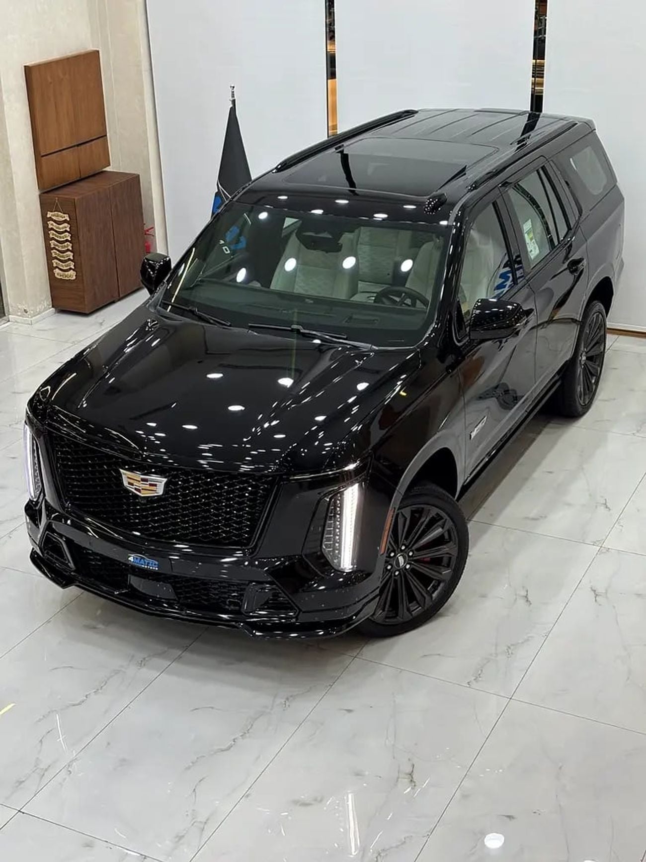 كاديلاك إسكالاد V SERIES | GCC Specs | Supercharged V8