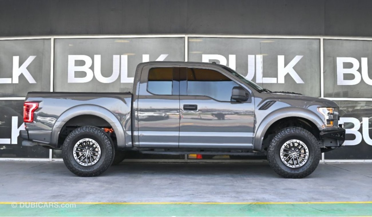 Ford F-150 Ford F-150 Raptor Performance - 1/2 Door - GCC - Full Service History - AED 3,795 M/P