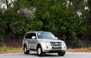 Mitsubishi Pajero Mitsubishi Pajero Gulf 2013 Specs in excellent condition GLS Base 3.5L (5 Seater)