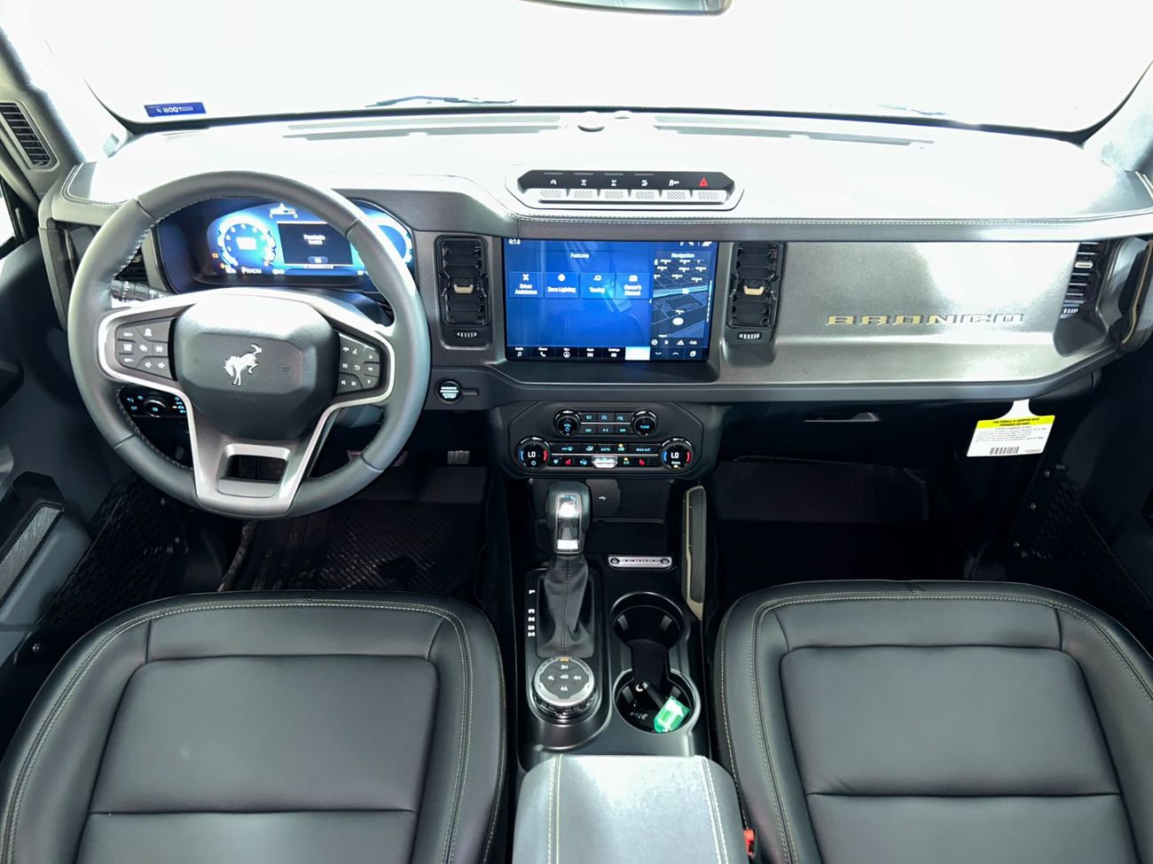 Ford Bronco Badlands 2.7L B2D1725 BRONCO 2 DOORS BADLANDS 334A 2.7L V6 ECOBOOST LTHR SSQTCH + TOW BAR