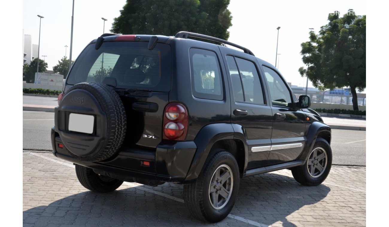 Jeep Cherokee 2006 Full Option in Perfect Condition