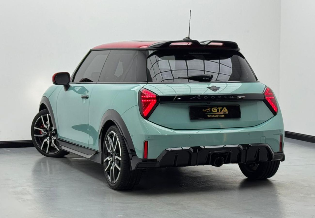 ميني جون كوبر 2025 Mini Cooper JCW, 2028 Mini Warranty and Service Pack, GCC