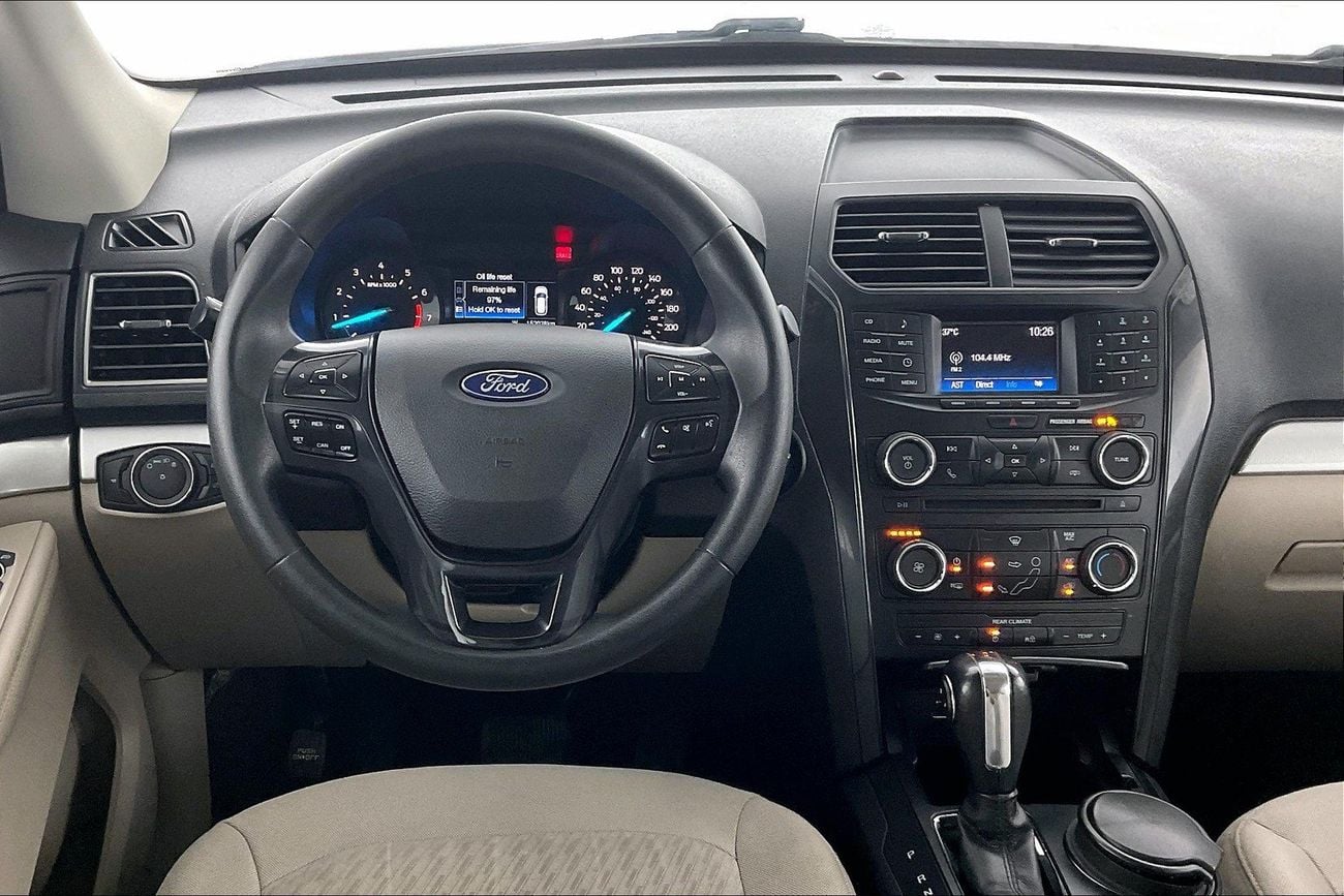 Ford Explorer 3.5 AUTO 4WD XLT CLTH | Guaranteed Warranty | 0 Down Payment
