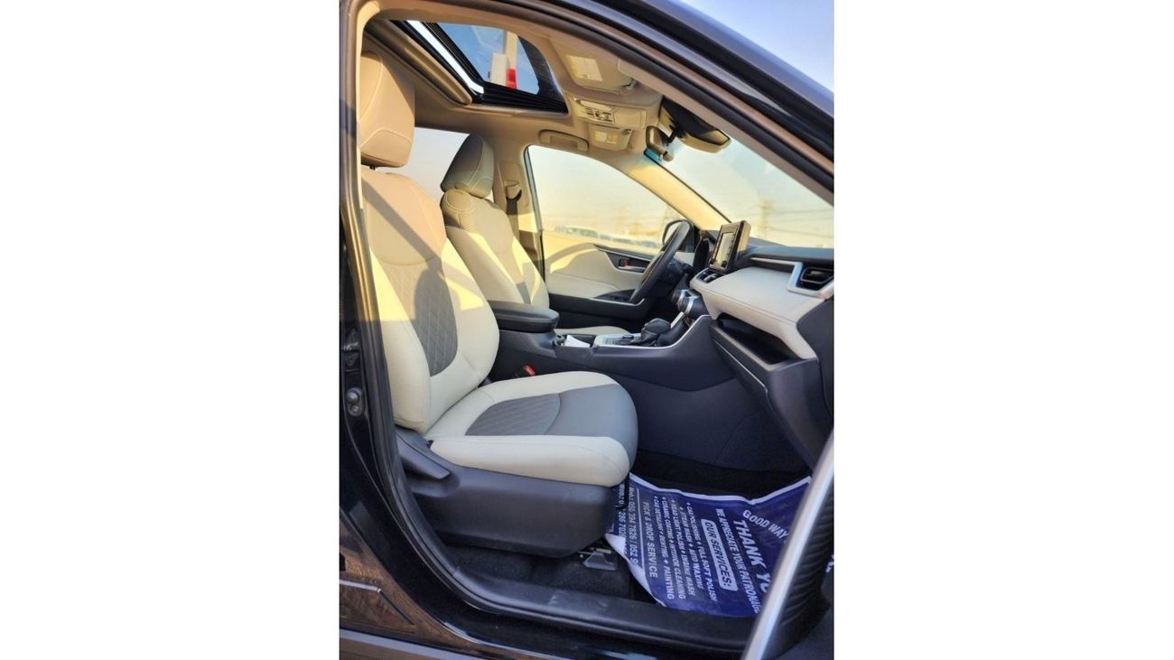 تويوتا راف ٤ TOYOTA RAV4 XLE HYBRID 2020 FULL OPTION