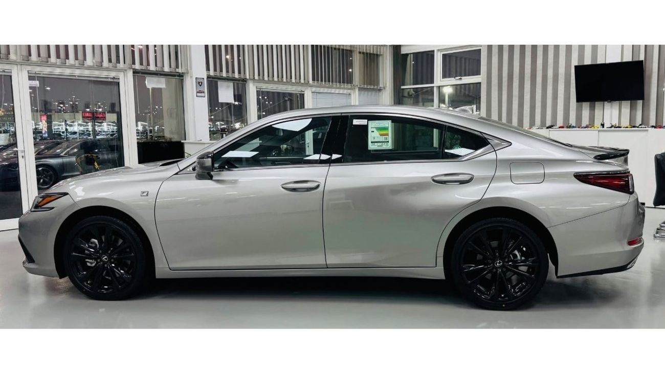 Lexus ES350 Brand New . GCC . Warranty .. Service .. F sport . Top Range