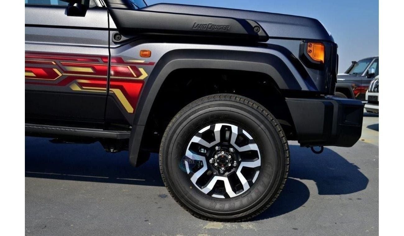 تويوتا لاند كروزر بيك آب 79 Double Cabin LX-Z 2.8L Diesel 4WD 5 Seater Automatic