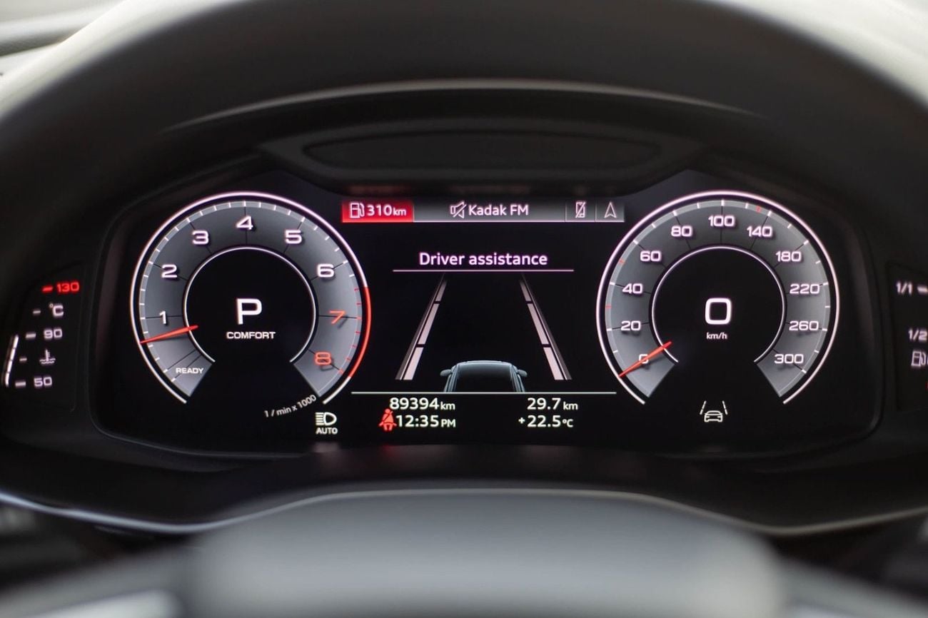 Audi Q8 55 TFSI S-LINE LUXURY | GCC | Under warranty
