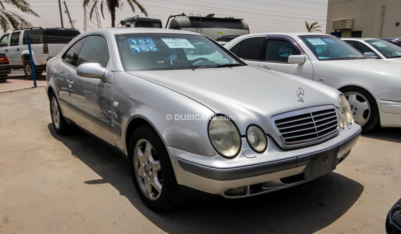 مرسيدس بنز CLK 320