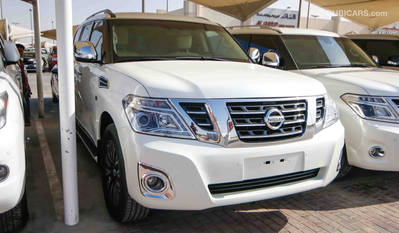 Nissan Patrol LE with Platinum VVEL badge