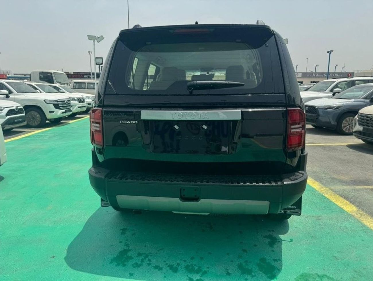 تويوتا برادو 2.7L PETROL LIMITED 2024