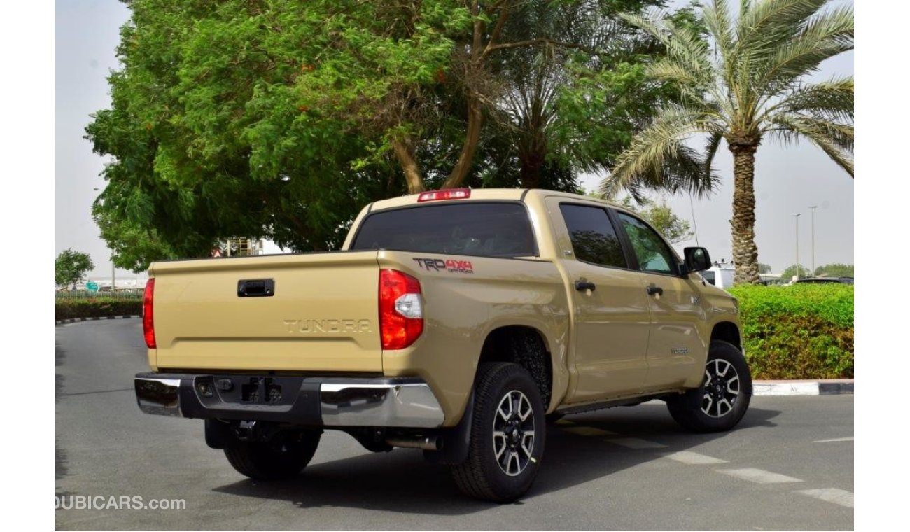 تويوتا تاندرا Crewmax Sr5 5.7l Petrol Automatic Trd Offroad