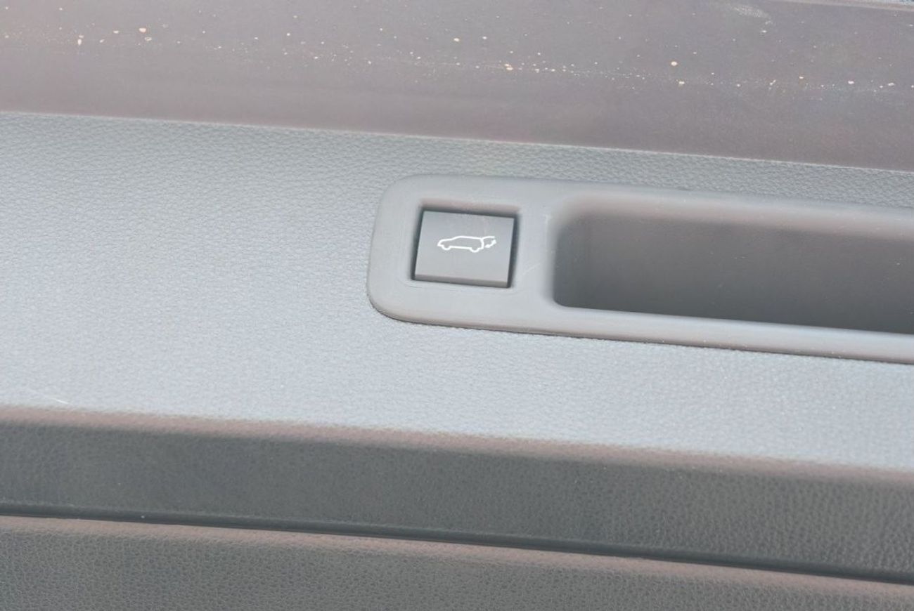 Toyota Highlander Toyota Highlander GLE 2.5L Hybrid, SUV AWD 5 Doors, Driver Electric Seats, Radar, Lane Departure, Su